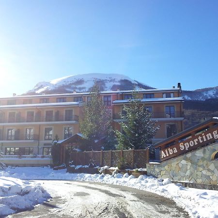 Alba Sporting Hotel Rocca di Mezzo Exterior foto